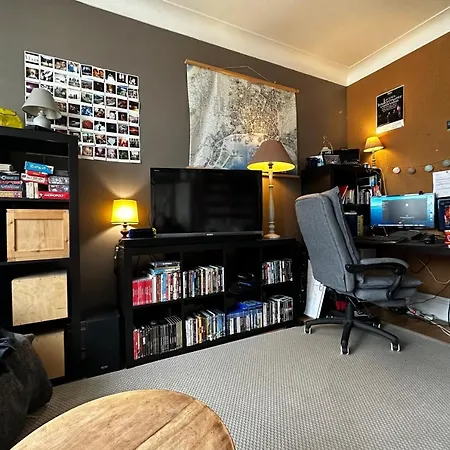 T3 With The Charm Of The Old Located In A Residential Area Of Tours