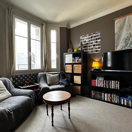 Appartamento T3 With The Charm Of The Old Located In A Residential Area Of *