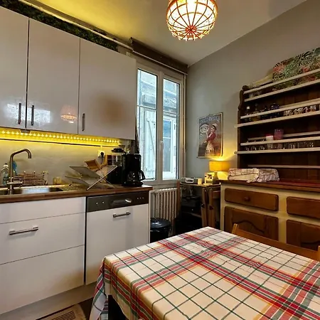 Appartamento T3 With The Charm Of The Old Located In A Residential Area Of