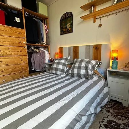 T3 With The Charm Of The Old Located In A Residential Area Of Appartamento Tours