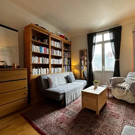 T3 With The Charm Of The Old Located In A Residential Area Of Appartamento *